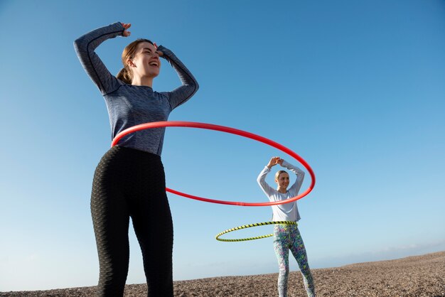 Czerp radość z hula hoop: zabawa i fitness w jednym