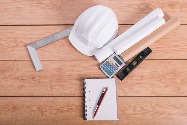 Zastosowanie niwelatorów w pracach budowlanych i geodezyjnych