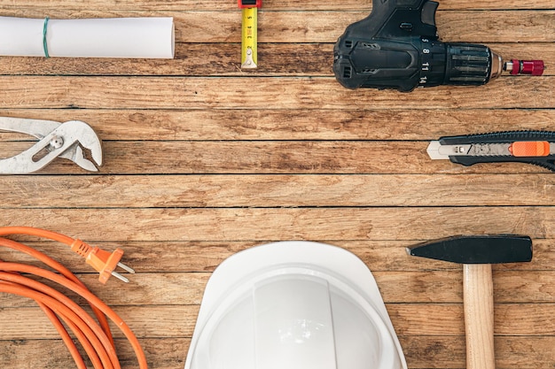 Jak wybrać odpowiednią odzież ochronną dla różnych branż?