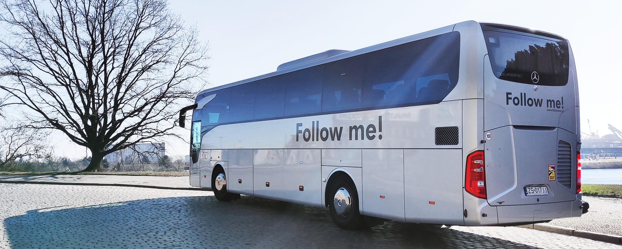 Korzyści z wynajmu busa z kierowcą na różne okazje